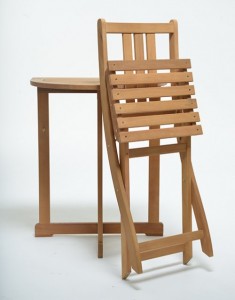 garden-wooden-table-chair-fold